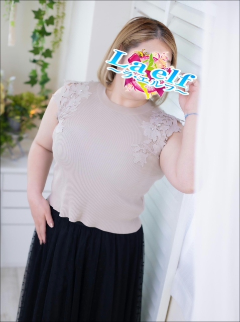 沢口 りりこ